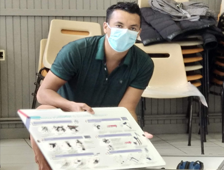 Troubles psychomoteurs ; Quels sont les troubles psychomoteurs ; Types de troubles psychomoteurs ; Trouble de la coordination motrice ; TOC ; Dyslexie ; TSA ; Autisme ; TDAH ; agitation psychomotrice ; enfant agité ; Stéréotypies ;Syndrome de la Tourette ; trouble dystonique ; hypotonie ; sensorialité ; trouble moteur ; neuromoteur ; Impact des troubles psychomoteurs ;Formateur à l'approche snoezelen; Formateur en petite enfance; formateur snoezelen; formation snoezelen; formation a l'approche multi sensorielle snoezelen; Formation snoezelen en crèche; matériels snoezelen; éléments techniques snoezelen; salle snoezelen; salle dédiée à l'approche snoezelen; Snoezelen et Handicap; TSA; Perception sensorielle; sensorialité; sens; modalités sensorielles; colonne a bulles snoezelen; matelas a eau snoezelen; chariot snoezelen; Snoezelen; Méthode snoezelen; pratique snoezelen; video snoezelen; Leonardo Leblond Miranda Formateur; psychomotricien; Psychomotricité; profil sensoriel; Leonardo formateur; Formateur dans le médico social; balnéothérapie;Formateur à l'approche snoezelen; Formateur en petite enfance; formateur snoezelen; formation snoezelen; formation a l'approche multi sensorielle snoezelen; Formation snoezelen en crèche; matériels snoezelen; éléments techniques snoezelen; salle snoezelen; salle dédiée à l'approche snoezelen; Snoezelen et Handicap; TSA; Perception sensorielle; sensorialité; sens; modalités sensorielles; colonne a bulles snoezelen; matelas a eau snoezelen; chariot snoezelen; Snoezelen; Méthode snoezelen; pratique snoezelen; video snoezelen; Leonardo Leblond Miranda Formateur; psychomotricien; Psychomotricité; profil sensoriel; Leonardo formateur; Formateur dans le médico social; balnéothérapie; Formation dans la petite enfance; Formation en ligne; Seminaire en ligne; Formation dans le medico social; Formation; Developper des competences en ligne; Langade des signes; bebe signeur; Apprendre langade des signes aux enfants; Apprendre langage des signes aux bebes; Langade des signes; Langue des signes; LSF; Langue des signes française; Langage des signes; communiquer par les signes; Communication non verbale; non verbale; quand le corps parle; Langage corporel; communication corporel; petite enfance; Langage des signes en petite enfance;Formateur à l'approche snoezelen; Formateur en petite enfance; formateur snoezelen; formation snoezelen; formation a l'approche multi sensorielle snoezelen; Formation snoezelen en crèche; matériels snoezelen; éléments techniques snoezelen; salle snoezelen; salle dédiée à l'approche snoezelen; Snoezelen et Handicap; TSA; Perception sensorielle; sensorialité; sens; modalités sensorielles; colonne a bulles snoezelen; matelas a eau snoezelen; chariot snoezelen; Snoezelen; Méthode snoezelen; pratique snoezelen; video snoezelen; Leonardo Leblond Miranda Formateur; psychomotricien; Psychomotricité; profil sensoriel; Leonardo formateur; Formateur dans le médico social; balnéothérapie; Formateur à l'approche snoezelen; Formateur en petite enfance; formateur snoezelen; formation snoezelen; formation a l'approche multi sensorielle snoezelen; Formation snoezelen en crèche; matériels snoezelen; éléments techniques snoezelen; salle snoezelen; salle dédiée à l'approche snoezelen; Snoezelen et Handicap; TSA; Perception sensorielle; sensorialité; sens; modalités sensorielles; colonne a bulles snoezelen; matelas a eau snoezelen; chariot snoezelen; Snoezelen; Méthode snoezelen; pratique snoezelen; video snoezelen; Leonardo Leblond Miranda Formateur; psychomotricien; Psychomotricité; profil sensoriel; Leonardo formateur; Formateur dans le médico social; balnéothérapie; Formation dans la petite enfance; Formation en ligne; Seminaire en ligne; Formation dans le medico social; Formation; Developper des competences en ligne; Langade des signes; bebe signeur; Apprendre langade des signes aux enfants; Apprendre langage des signes aux bebes; Langade des signes; Langue des signes; LSF; Langue des signes française; Langage des signes; communiquer par les signes; Communication non verbale; non verbale; quand le corps parle; Langage corporel; communication corporel; petite enfance; Langage des signes en petite enfance; Meditation; apprendre la meditation; meditation en ligne; texte pour de la meditation; devenir professionnel de la meditation; techniques de meditation; meditation; profession de meditation; le bon endroit pour méditer; meditation a la plage; concentration et meditation; types de méditations; comment mediter; apprendre la meditation en ligne; YOGA en ligne; apprendre l'yoga; les mouvements du yoga; Yoga thérapie; Yoga en tant qu'outil thérapeutique; La pratique du yoga; yoga profession; professeur d'yoga; cours sur l'yoga en ligne; cours sur l'yoga; cours en ligne yoga; soulager le dos; réduire le stress; douleur chronique; reduction du stress avec l'yoga; se mettre en forme rapidement avec l'yoga; perte de poids; perte de poids avec l'yoga; exercice yoga; activité yoga a la maison; videos sur l'yoga; Psychothérapie; Psychologue; Thérapie de groupe; thérapie; être thérapeute; formation pour devenir thérapeute; Psychothérapie formation; Formation en psychothérapie; Formation en psychothérapie en ligne; Formation en psychiatrie; Formations en ligne en psychiatrie; Psychiatrie adulte; Psychologie et thérapie; Se former en psychothérapie; Apprendre la psychothérapie; Formation psychothérapie en ligne; Formation en psychologie; Formations en psychomotricité; Formation en psychomotricité en ligne; Améliorer la pratique en psychomotricité; Améliorer la pratique en psychologie; Outils et médiations; Professionnel de santé; Fleur de bach; Formation en fleur de bach en ligne; Formation certifiante en fleurs de bach; Fleur; Pouvoir des fleurs; Fleurs qui se mangent; Type des fleurs; Fleurs mangeables; Pour quoi manger les fleurs?; Astrologie; Apprendre l'astrologie; Astrologie en ligne; Formation en astrologie; Apprendre l'astrologie; Comprendre l'astrologie; PNL formation; Formation en programmation; Programmation neuro linguistica; Formation en ligne en PNL; Techinicien en PNL; Proposer la PNL; apprendre la PNL; Jonnhy halliday; PNL et programmation; aider les gens; aide a domicile; formation certifiante en ligne; formation certifiante 100% en ligne; Approche snoezelen; Me former; Formation pas chère; Meilleurs formations; Articles pour le blog; blog sur les formations; Blog sur l'approche snoezelen; blog pour découvrir et apprendre; wordpress; exemple de formations; Naturopathie; animal; soins animals; chies; chats; chevaux; naturopathie animalière; naturopathie pour les animaux; formation en naturopathie pour les animaux; soigner les animaux par la nature; soigner les animaux avec des produits naturels; soigner; litho; litotherapie; apprendre la litjotherapie; se former en litho; se former en lithotherapie; formation en lithotherapie; thérapie par les pierres; reflexologie; apprendre la reflexologie; se former en reflexologie; formation en reflexologie;